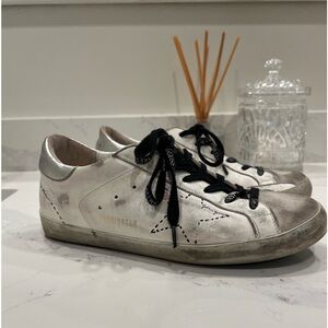 GOLDEN GOOSE Superstar Dotted Star Sneaker in Black and White